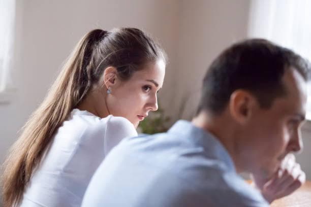 5 Zodiak yang Paling Tak Bisa Romantis
