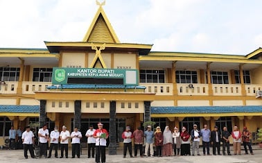 Terkuak! Kantor Pemkab Meranti Digadaikan Bupati Non Aktif Muhamad Adil ...